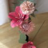 Bouquet de fleurs en papier vert océan fuchsia et rose pâle fabriqué à la main en Bretagne près de Rennes