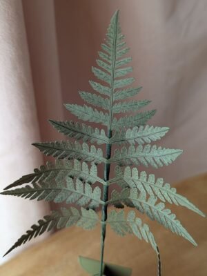 Tige fougère en papier vert océan fabriquée à la main en Bretagne près de Rennes