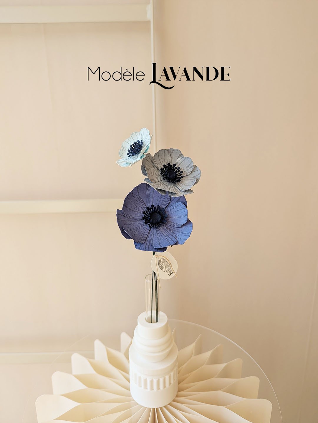 Bouquet papier Anémone bleu – délicatesse et élégance en papier fait main.