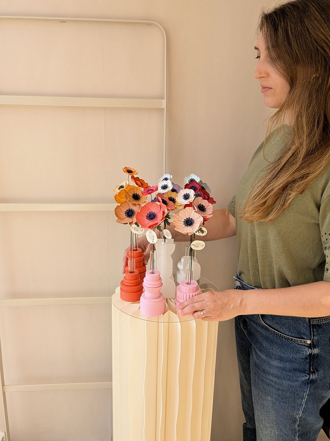 Bouquet papier Anémone – délicatesse et élégance en papier fait main.