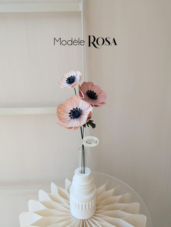 Bouquet papier Anémone rose – délicatesse et élégance en papier fait main.