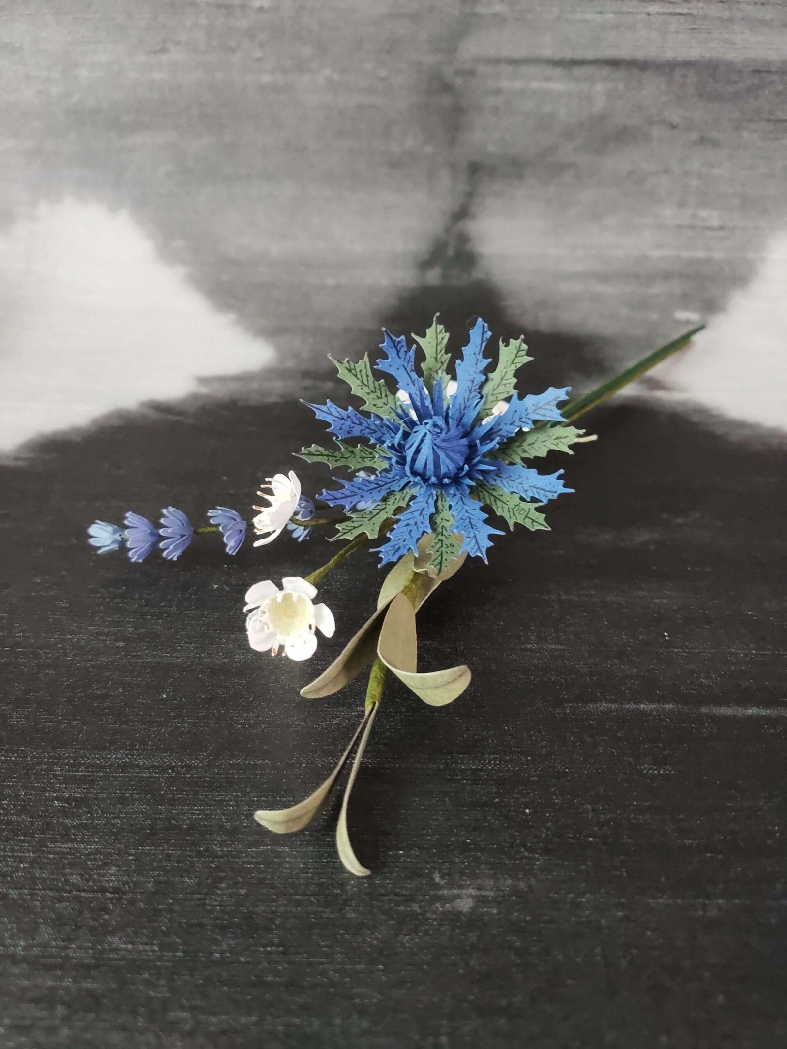 bouquet fleurs en papier dessiné chardon déco artisanale durable lavande wax olivier