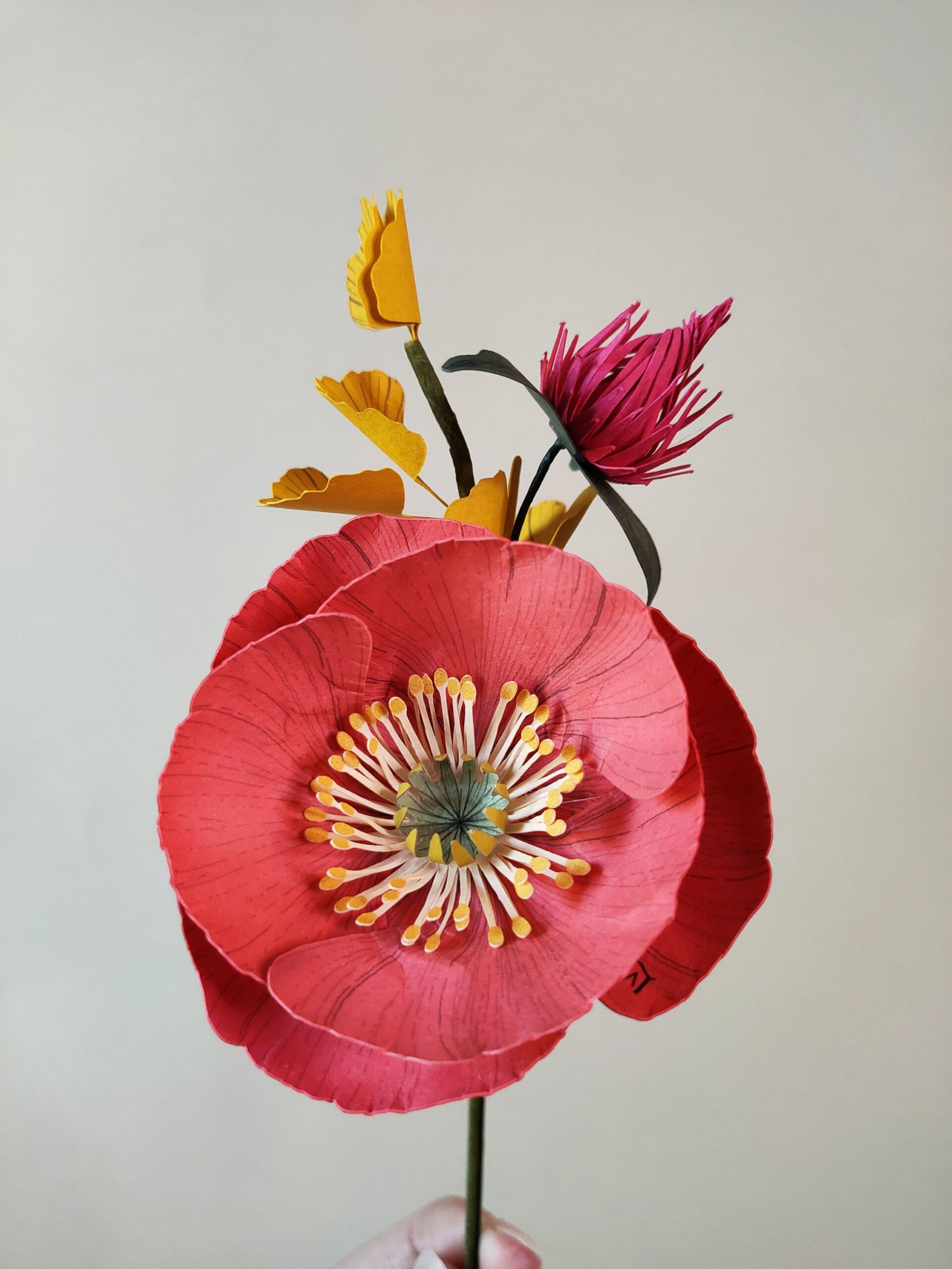 bouquet fleurs en papier dessiné déco artisanale durable