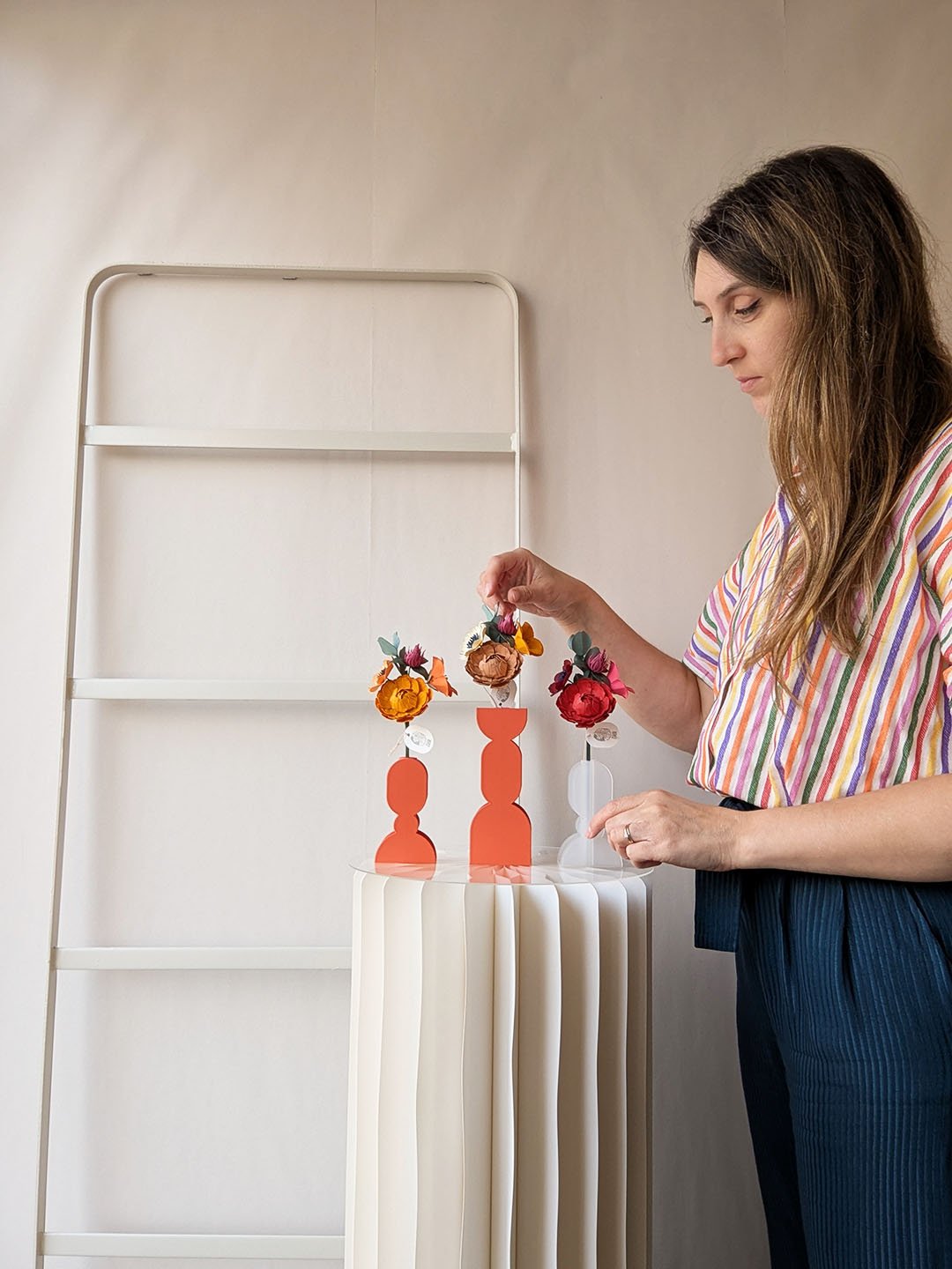 bouquet coloré chloé fleurs en papier dessiné déco artisanale durable anais lvdx rouille coquelicot jaune soleil