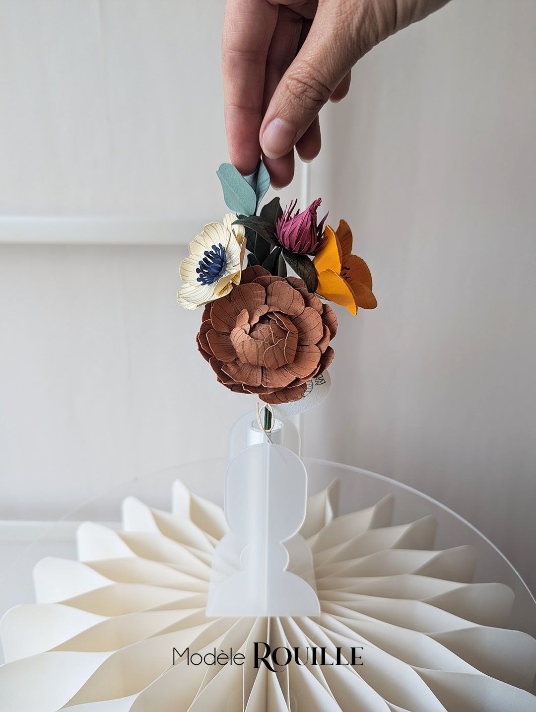 bouquet coloré chloé fleurs en papier dessiné déco artisanale durable anais lvdx rouille coquelicot jaune soleil