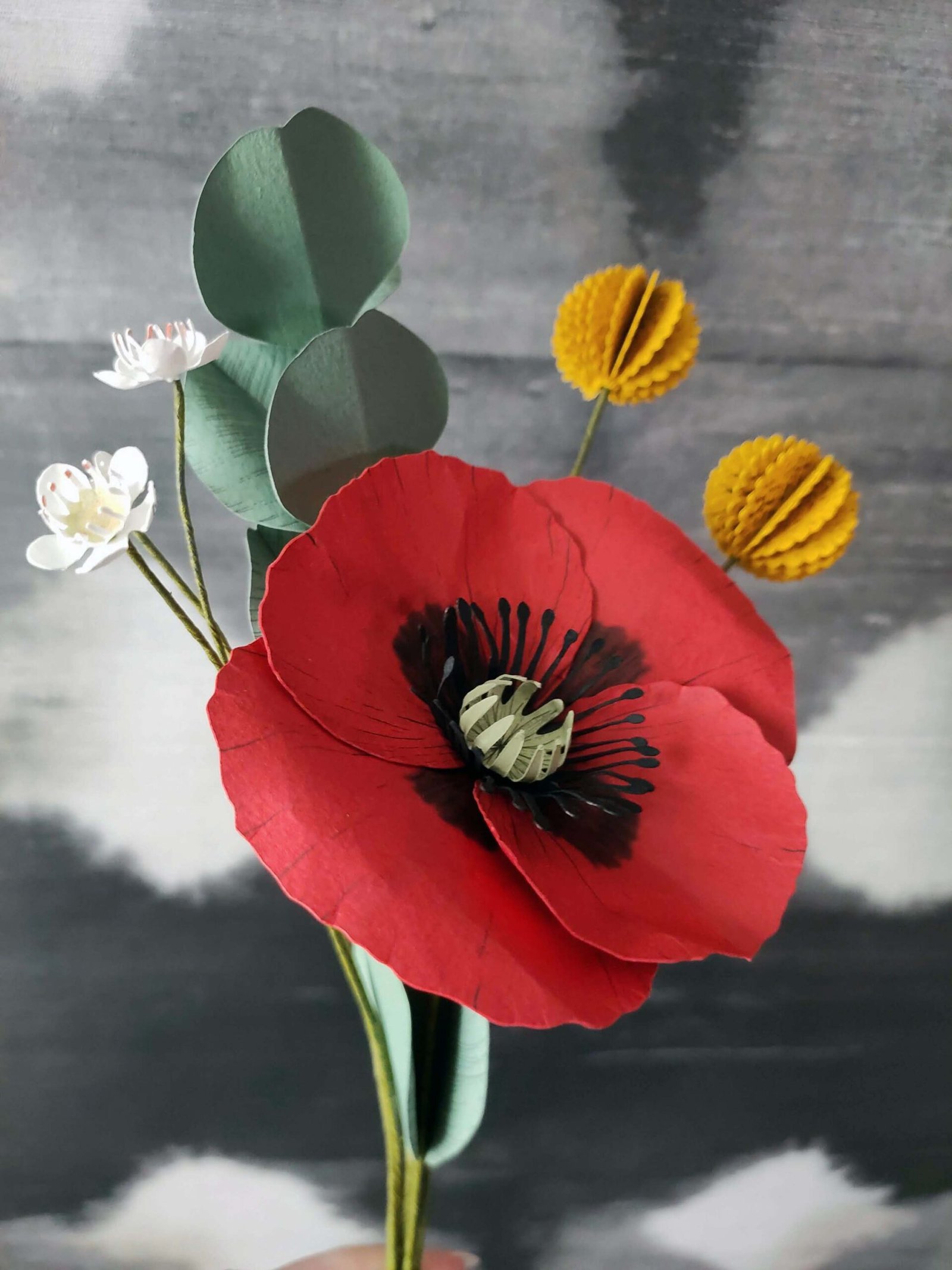 fleur coquelicot en papier dessiné déco artisanale durable bouquet