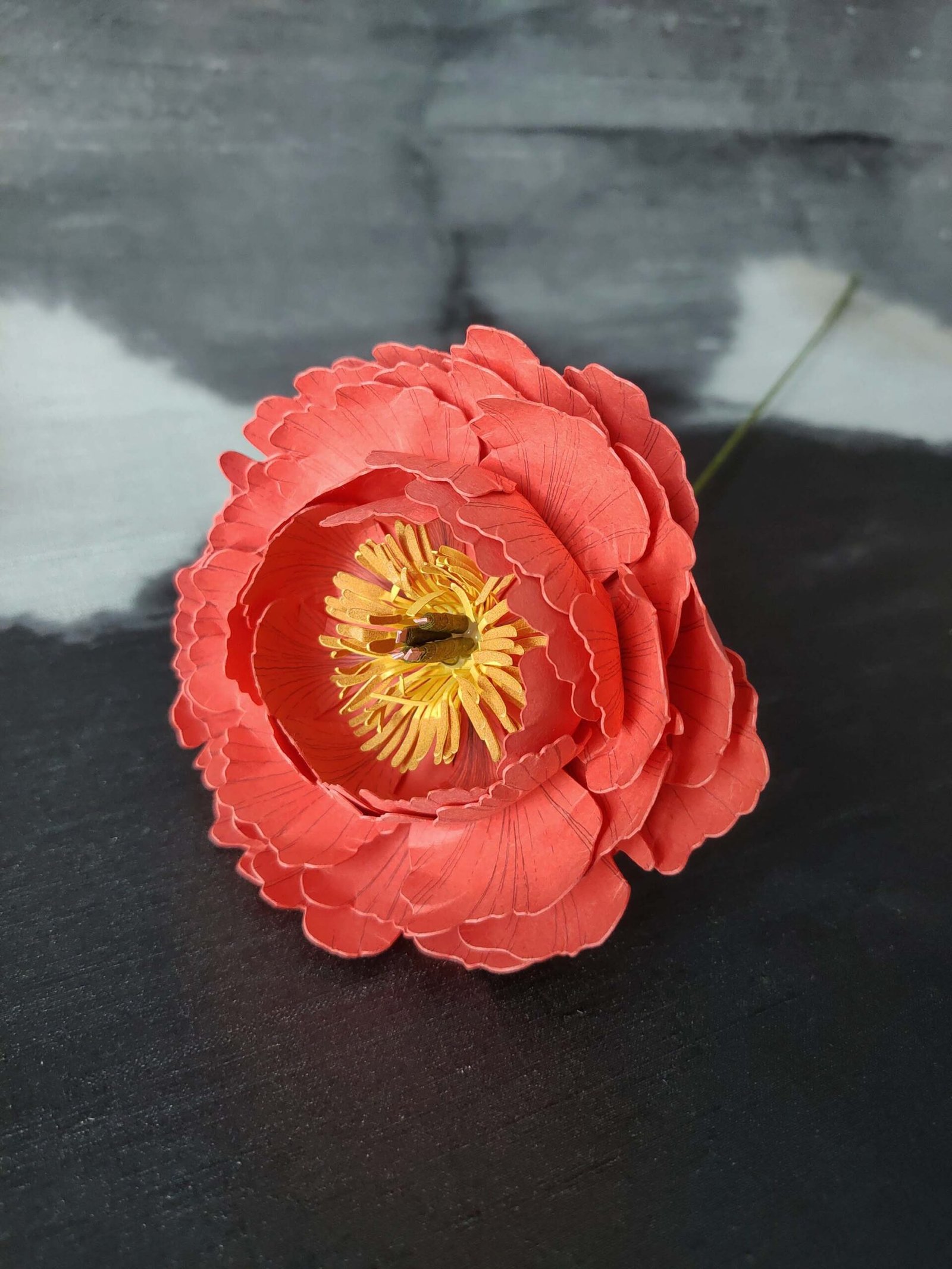 pivoine fleur en papier dessiné déco artisanale durable