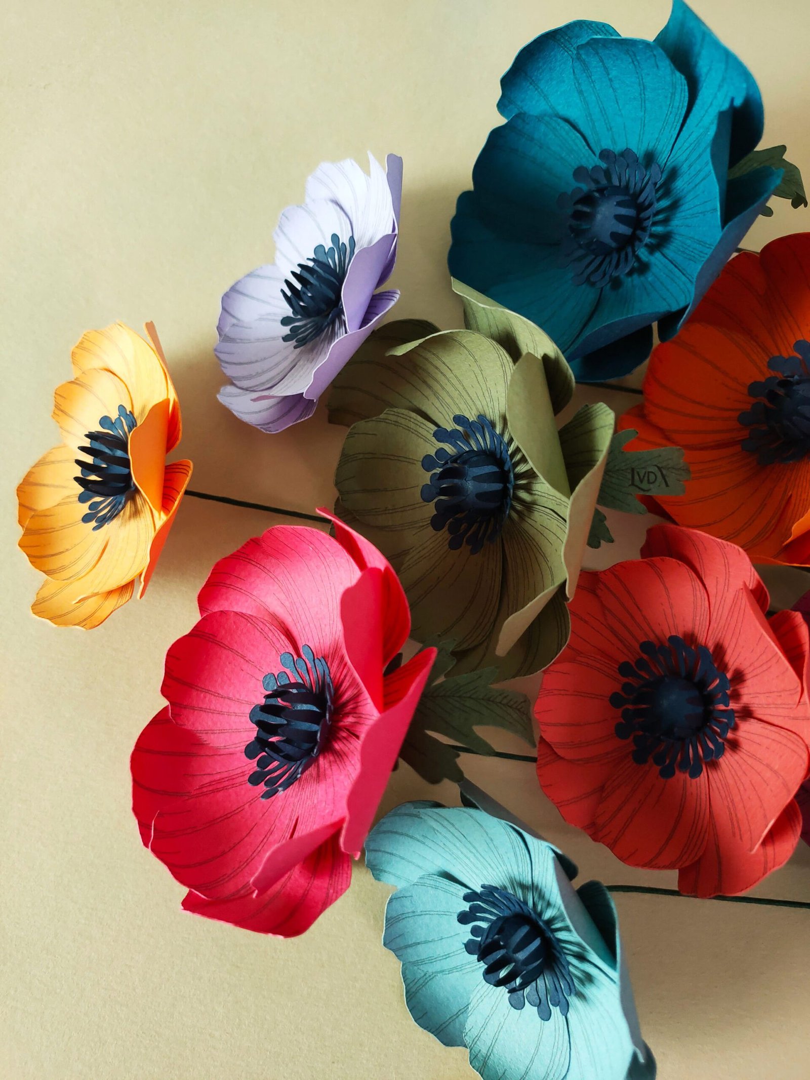 fleurs en papier décoration artisanale durable