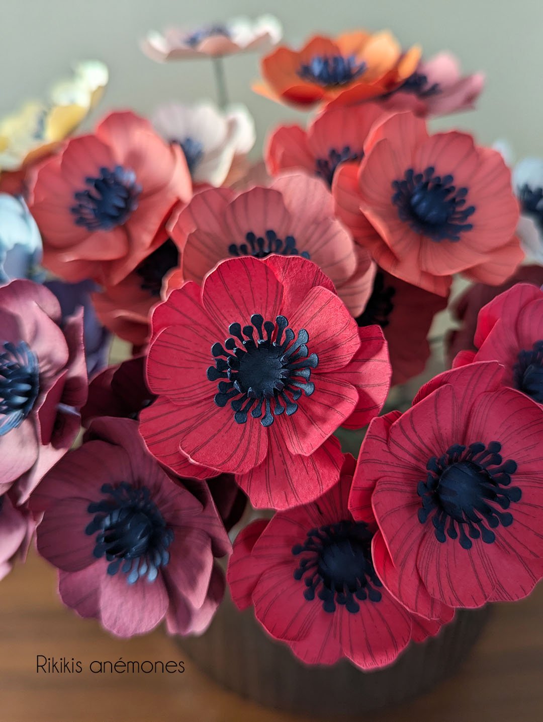 fleurs en papier décoration artisanale durable rikiki anémone