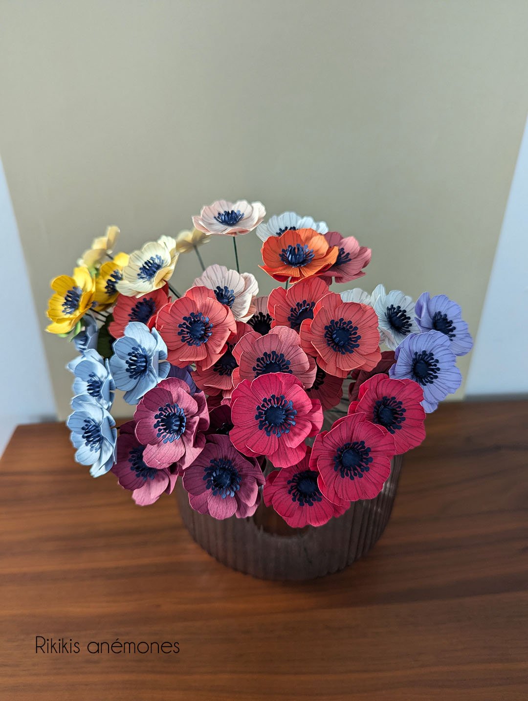 fleurs en papier décoration artisanale durable rikiki anémone