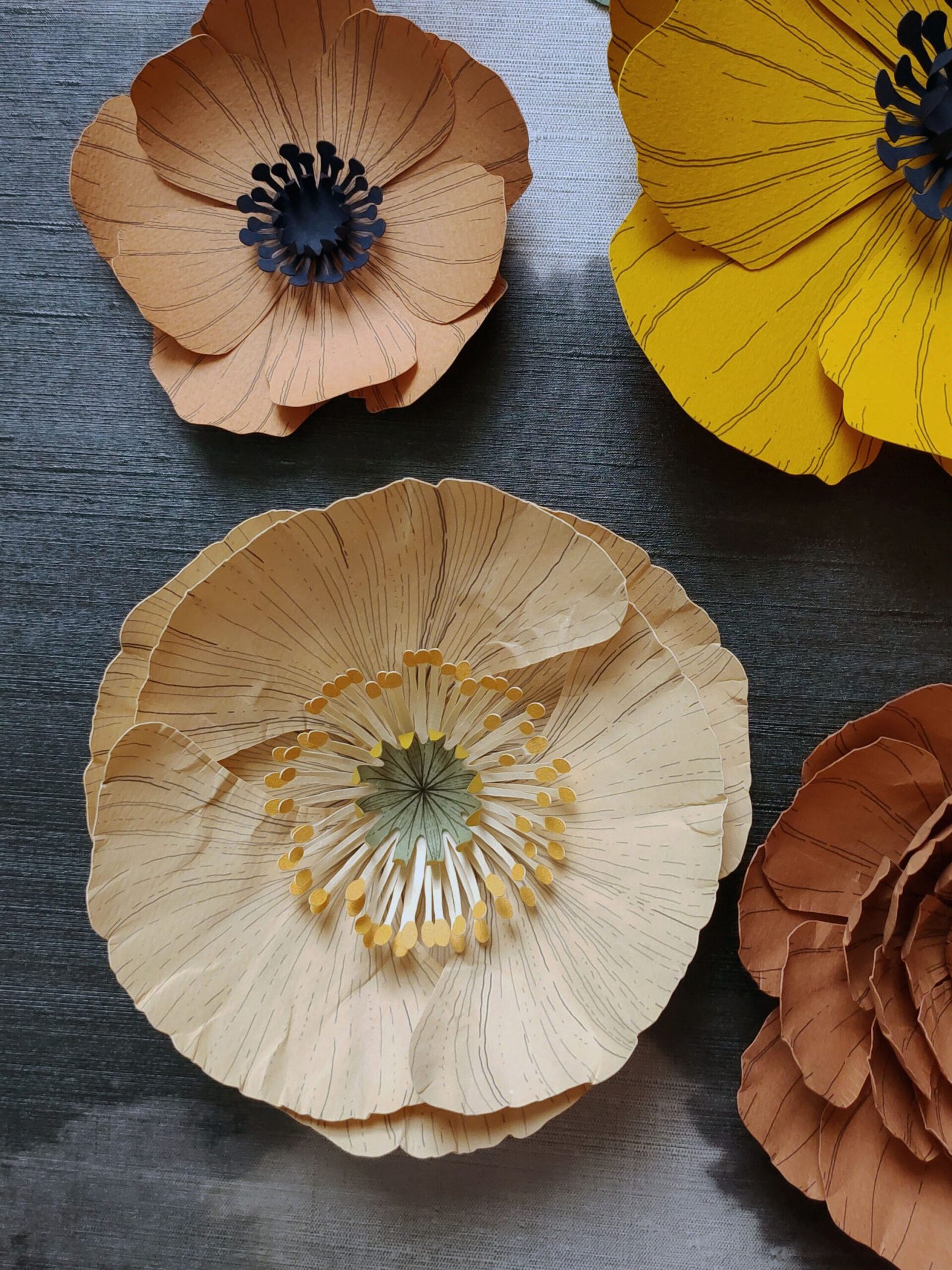 coffret fleurs murales en papier décoration artisanale durable