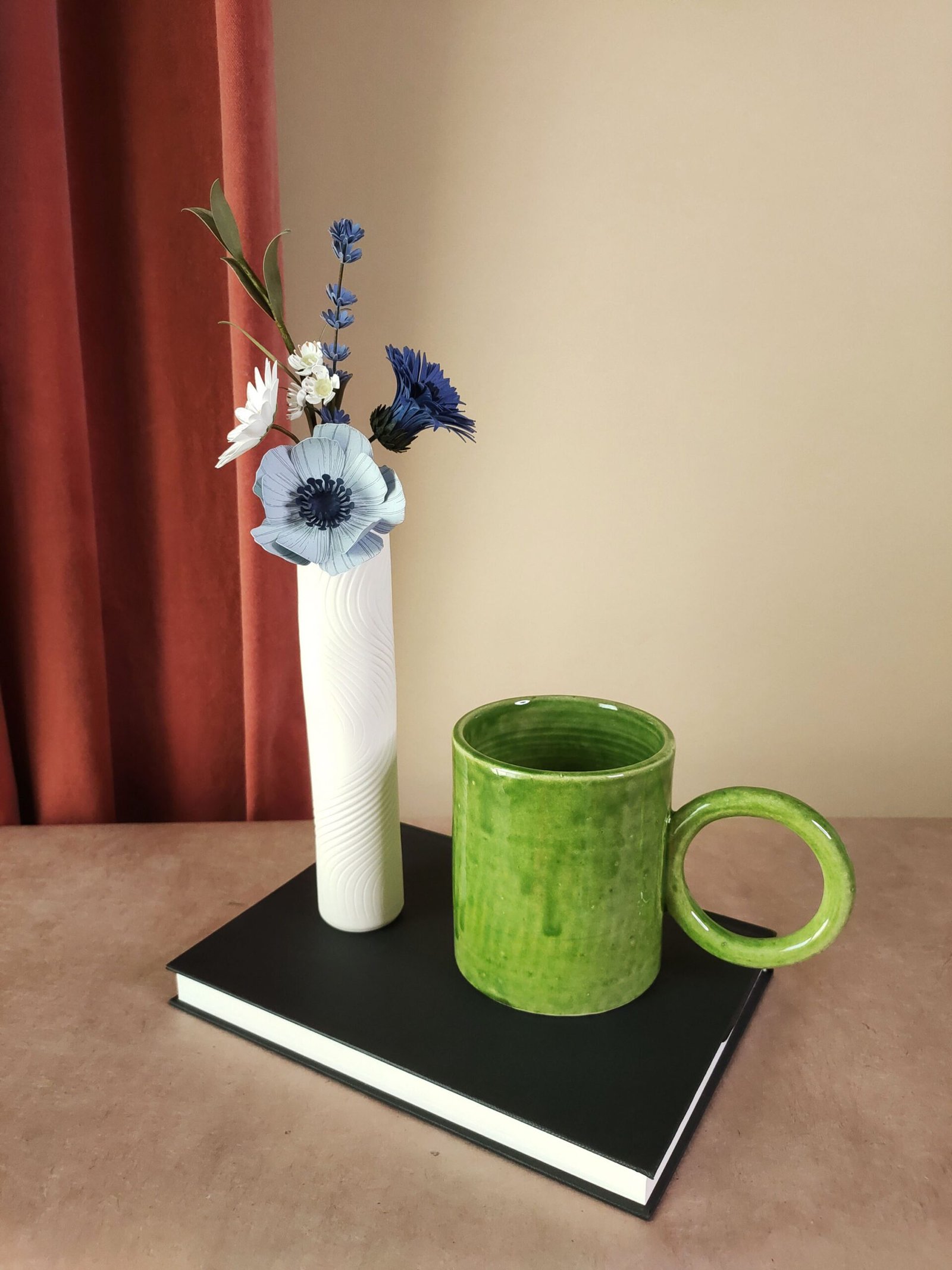 bouquet fleurs en papier dessiné déco artisanale durable