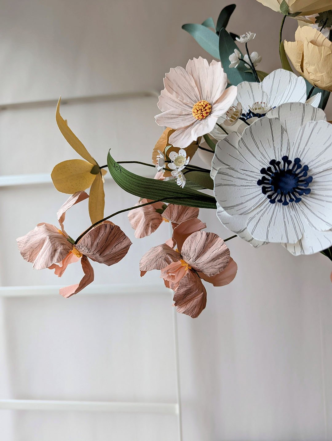 bouquet-mariee-fleurs-papier-nude-romantique-anais-lvdx-2.jpg