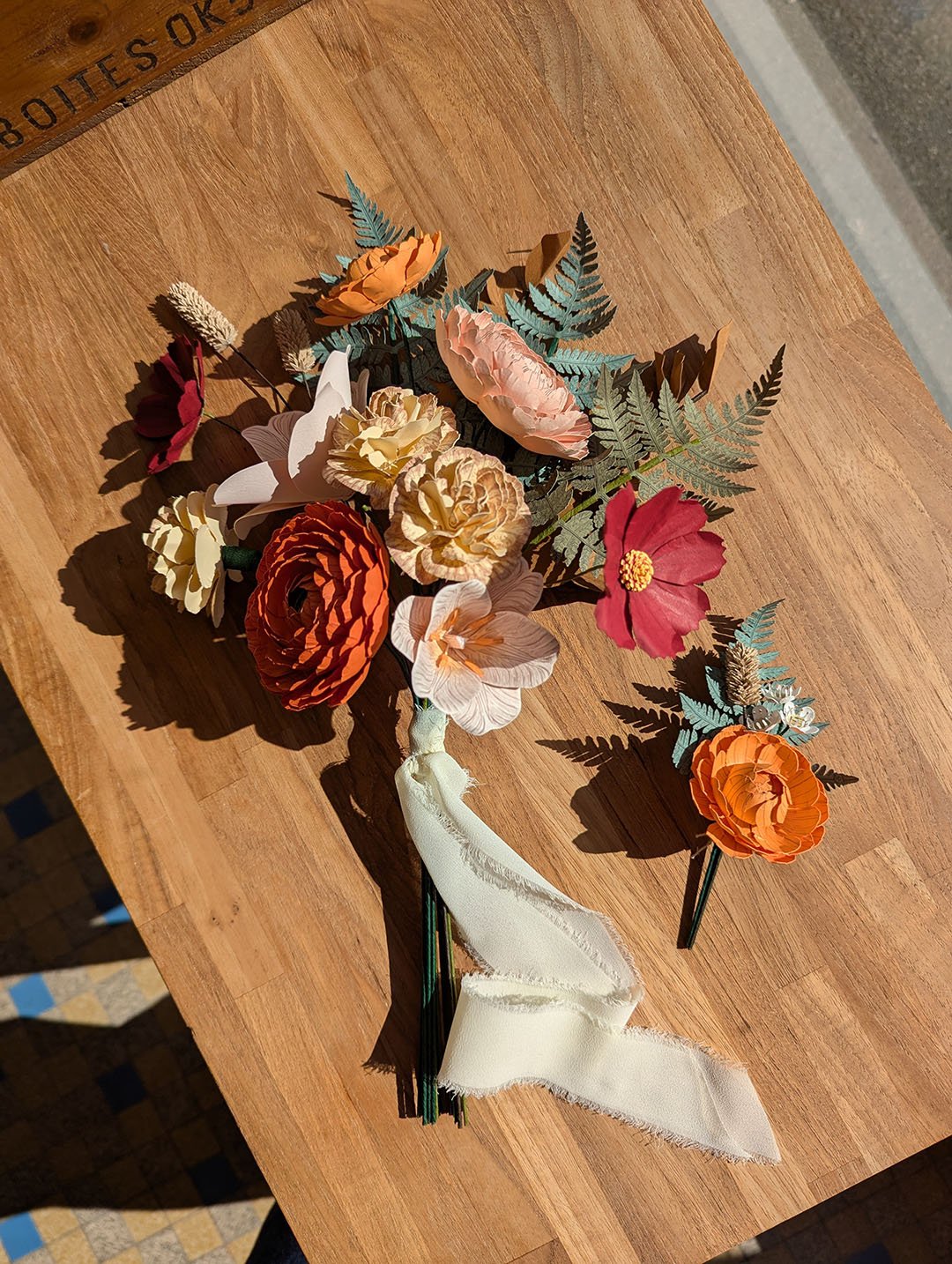 bouquet-mariee-fleurs-papier-terracotta-automne-anais-lvdx-1.jpg