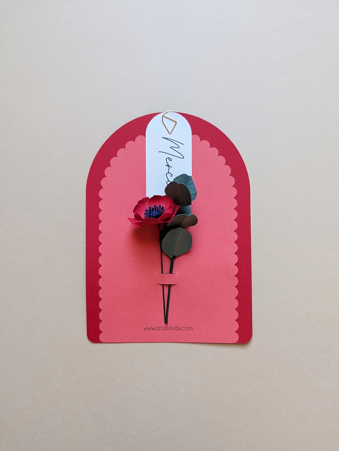Carte fleurie Merci Fleuri coloris Rouge Coquelicot Corail, fleur en papier façonnée à la main, Anaïs LVDX